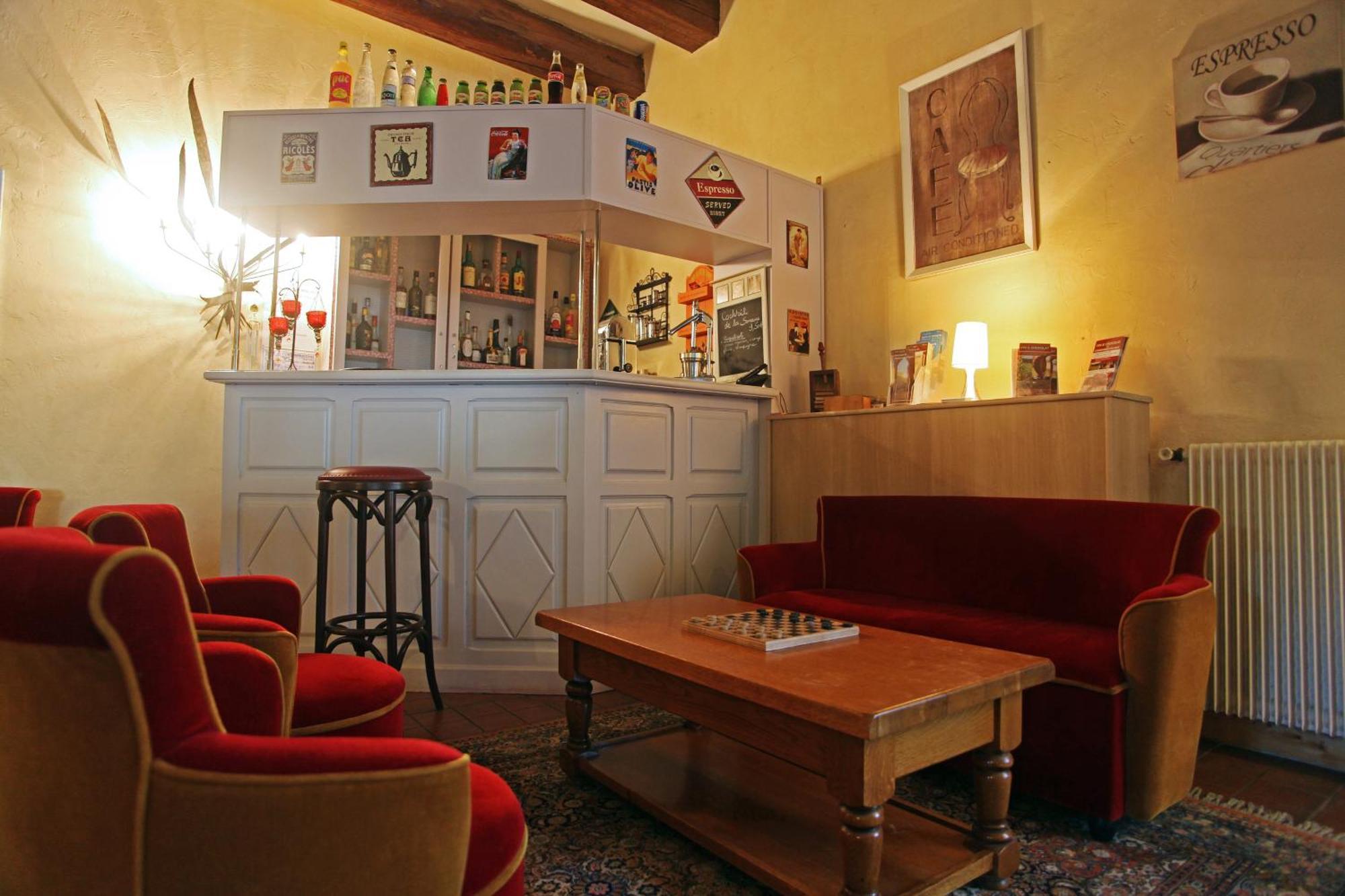Logis Auberge De Tavel Екстериор снимка