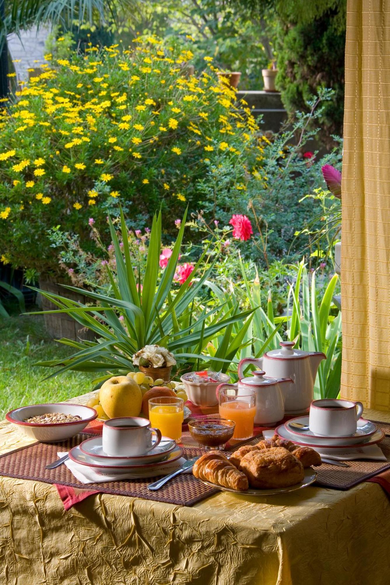 Logis Auberge De Tavel Екстериор снимка