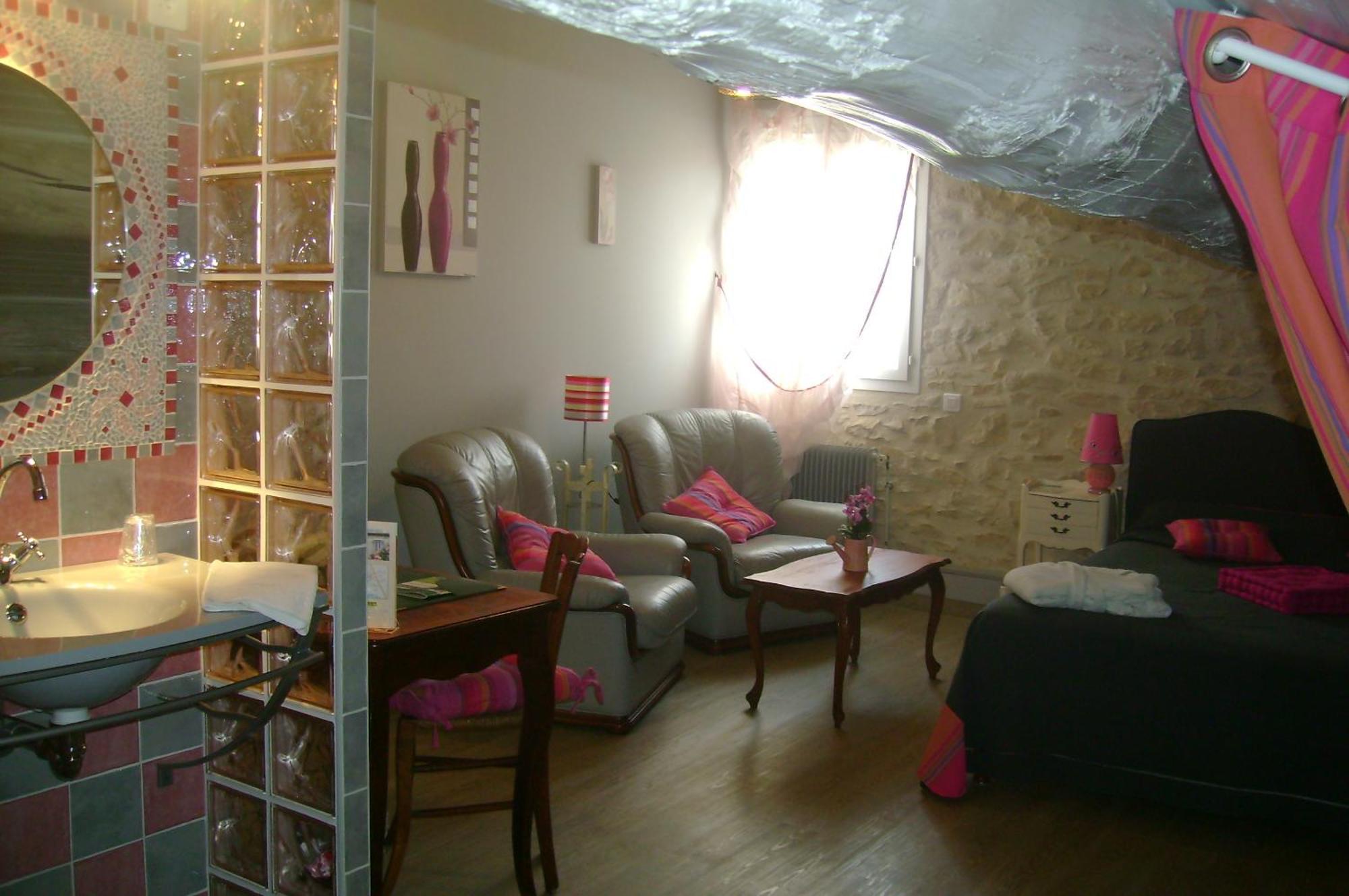 Logis Auberge De Tavel Екстериор снимка